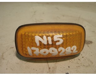 Повторитель поворота желтый для Nissan Almera N15 1995-2000 с разбора состояние отличное