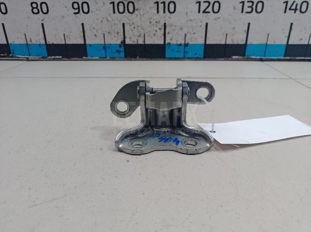 Петля двери задней правой нижняя 687700H010 Toyota