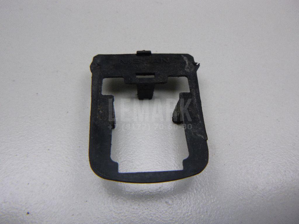 Прокладка ручки двери 80652EB300 Nissan