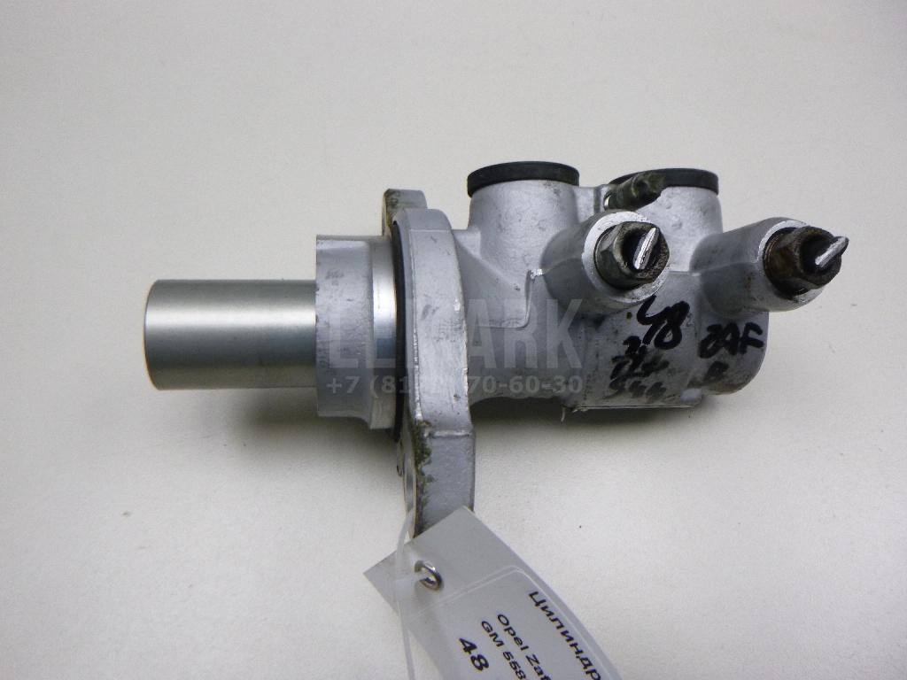 Цилиндр тормозной главный 558387 GM