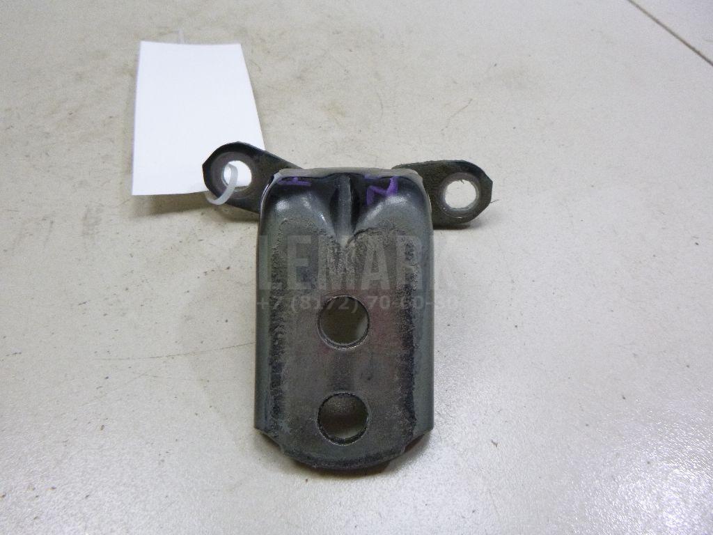 Петля двери 824214P00A Nissan