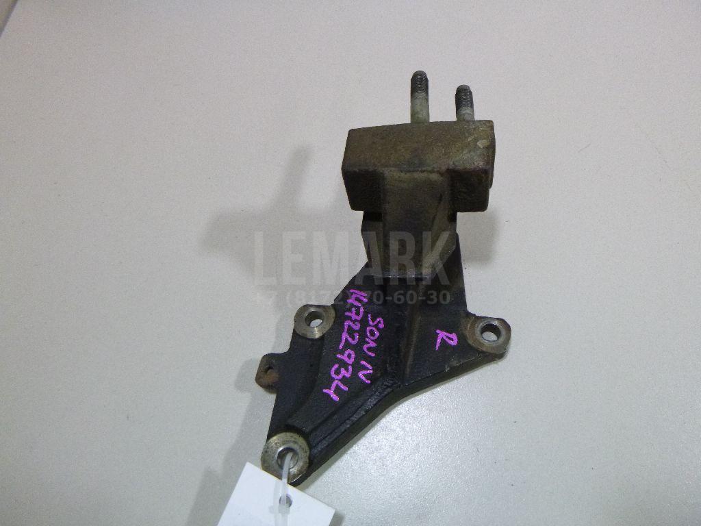 Кронштейн двигателя правый 2167023511 Hyundai-Kia