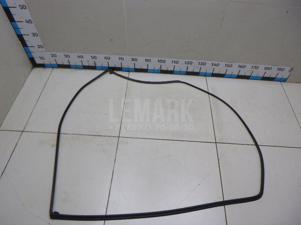 Уплотнитель двери 1Z5839697D VAG