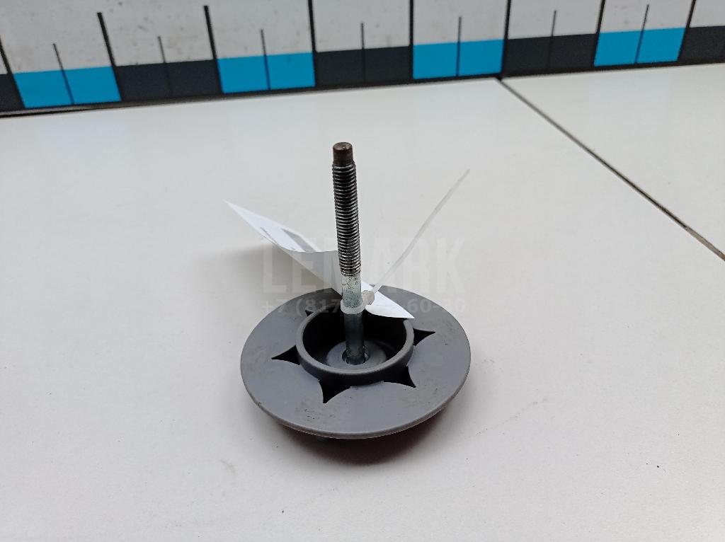 Болт крепления запасного колеса 74810JY02A Nissan