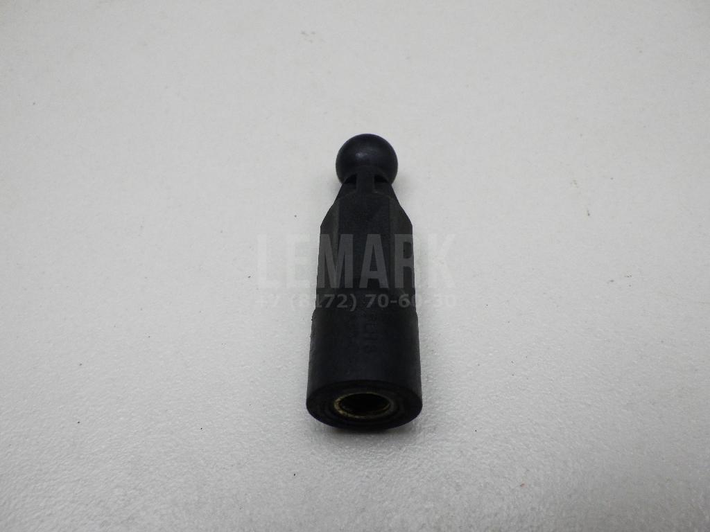 Крепеж (клоп) 1343455 Ford