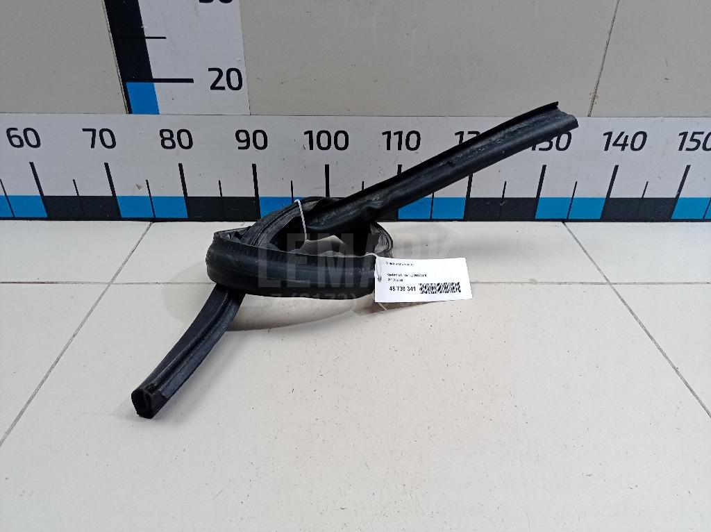 Уплотнитель капота 6162386 GM