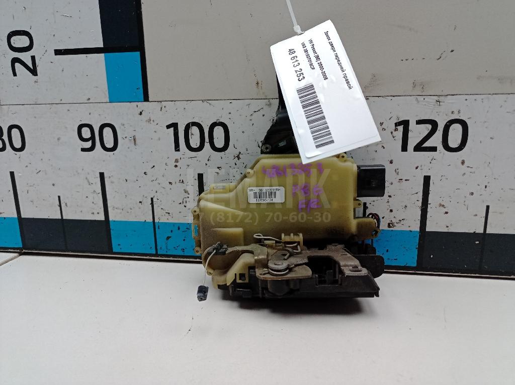 Замок двери передней правой 3B1837016CF VAG