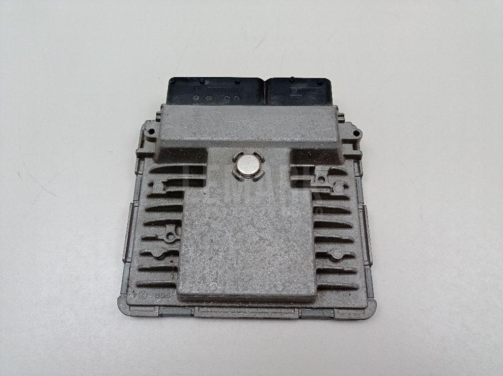Блок управления двигателем 03F906070GC VAG
