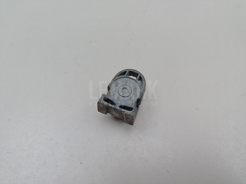 Заглушка замка двери 1T0837233B VAG