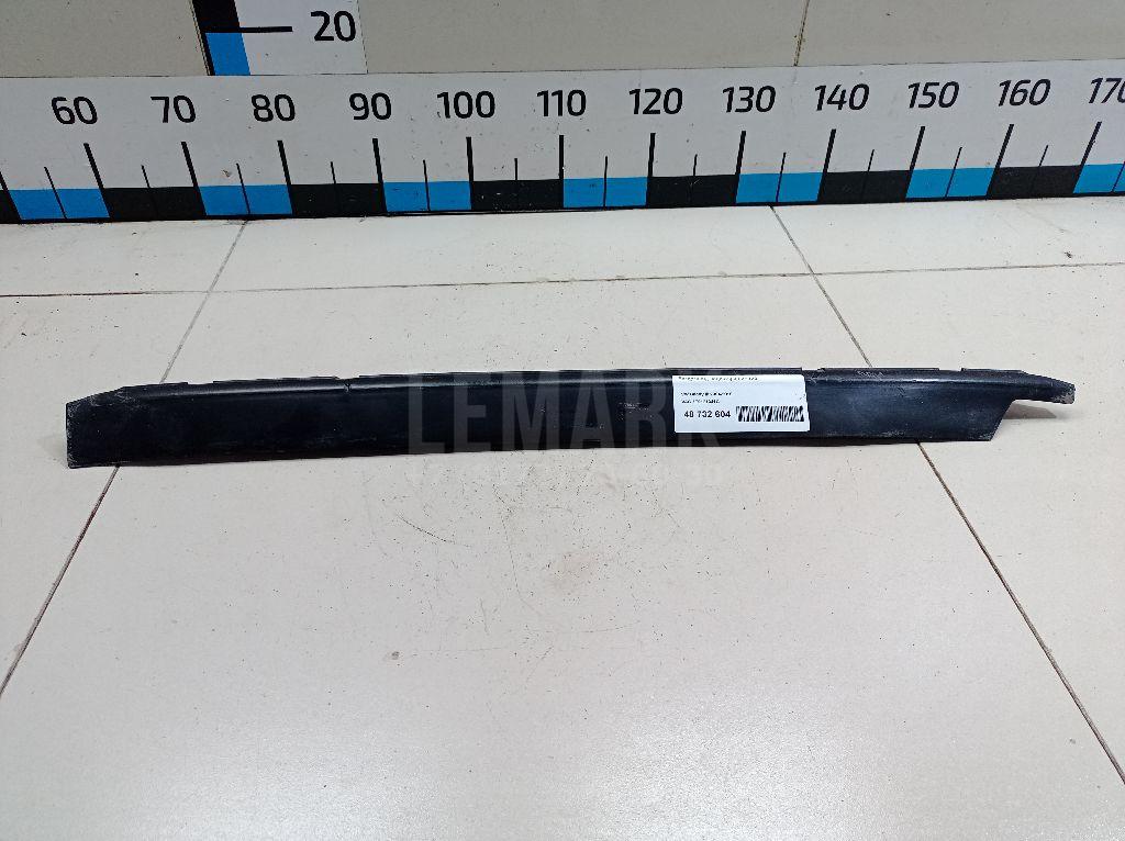 Воздуховод радиатора нижний 1T0121341C VAG