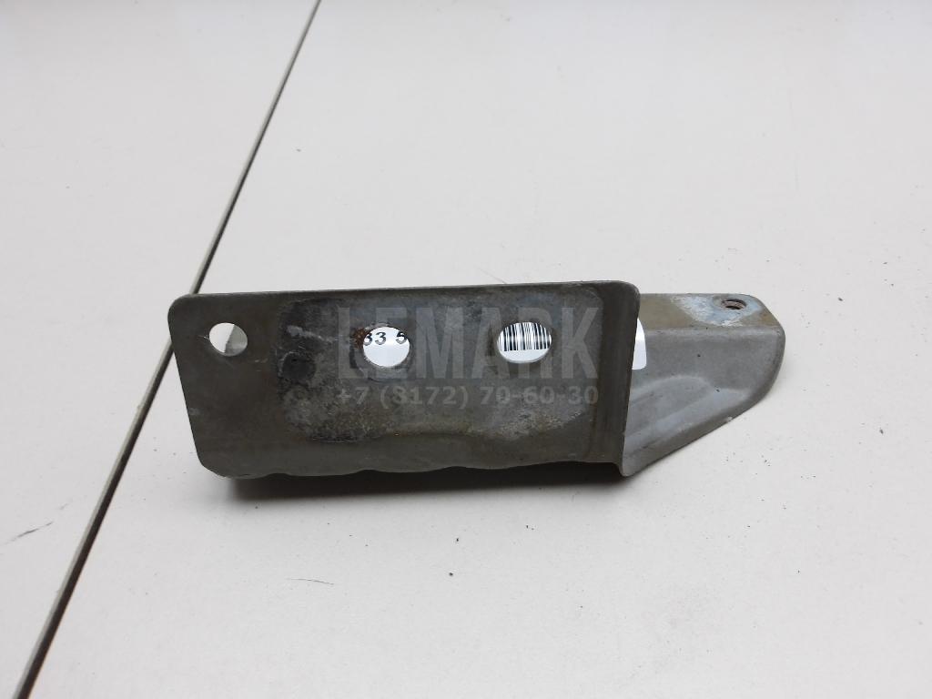 Кронштейн крепления крыла F3181JD0M0 Nissan