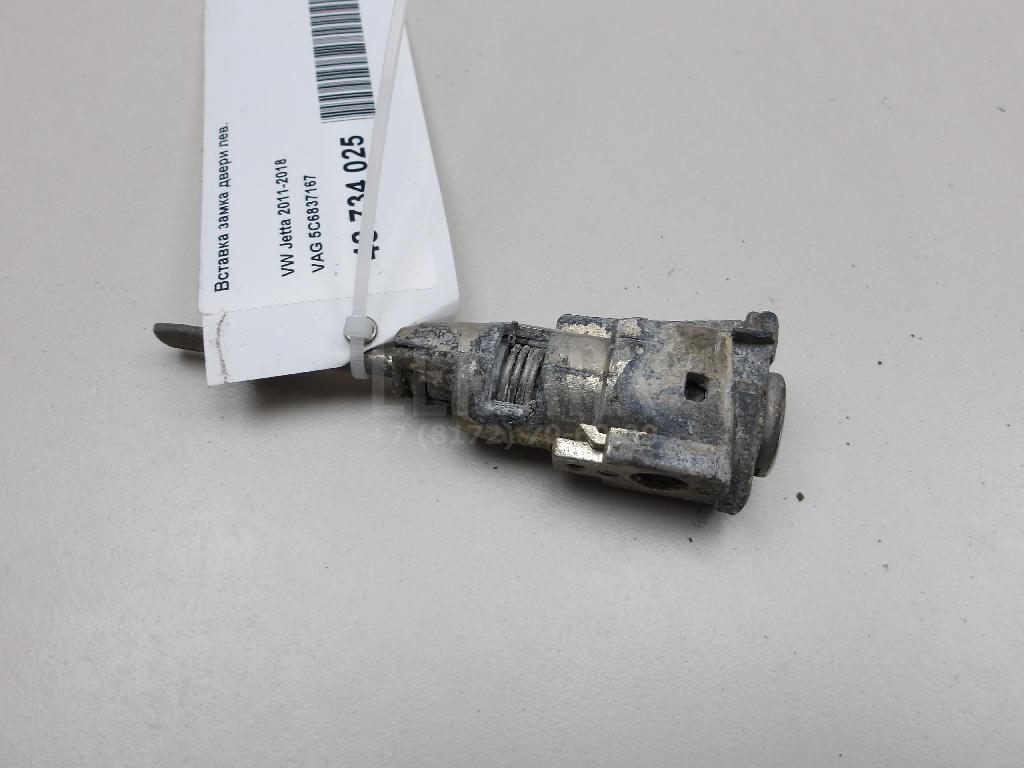 Вставка замка двери лев. 5C6837167 VAG