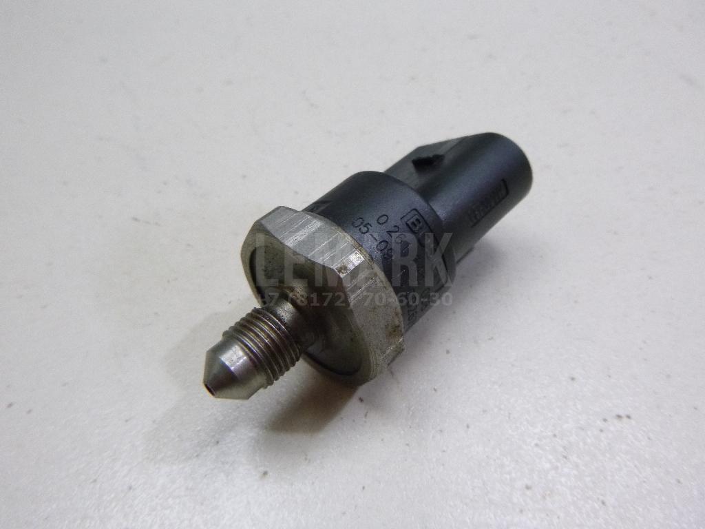 Датчик давления топлива 06D906051A VAG