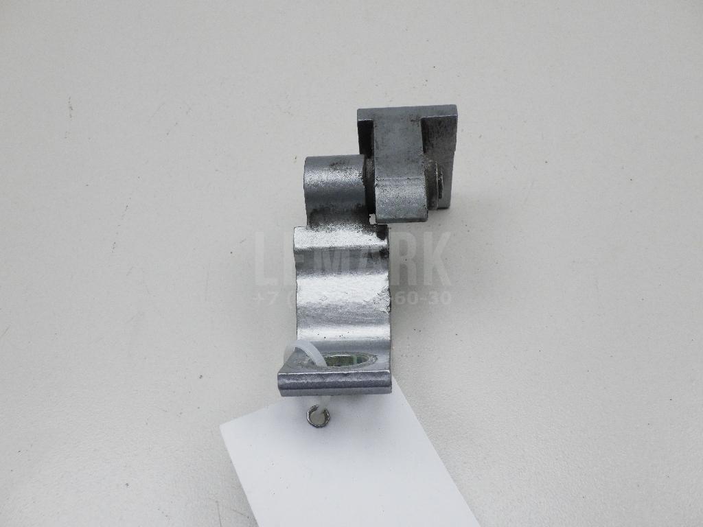 Петля двери 7N0831402 VAG