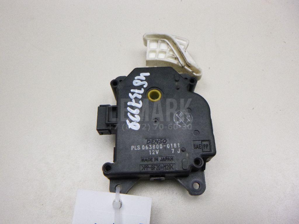 Моторчик заслонки отопителя 8710642140 Toyota