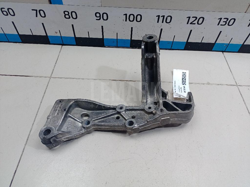 Кронштейн переднего рычага 1K0199295E VAG