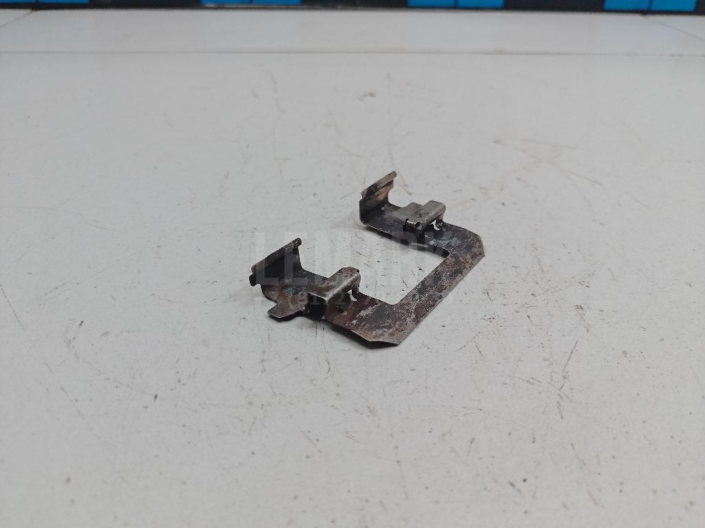 Пластины колодок D1080JE00A Nissan