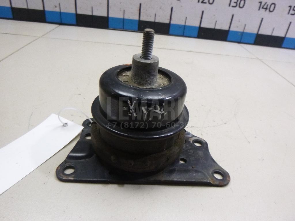 Опора двигателя правая 6R0199167AA VAG