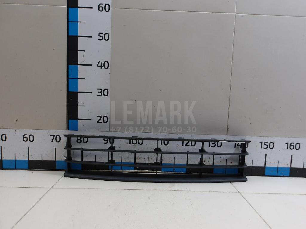 Решетка в бампер центральная 1Z0853677C VAG