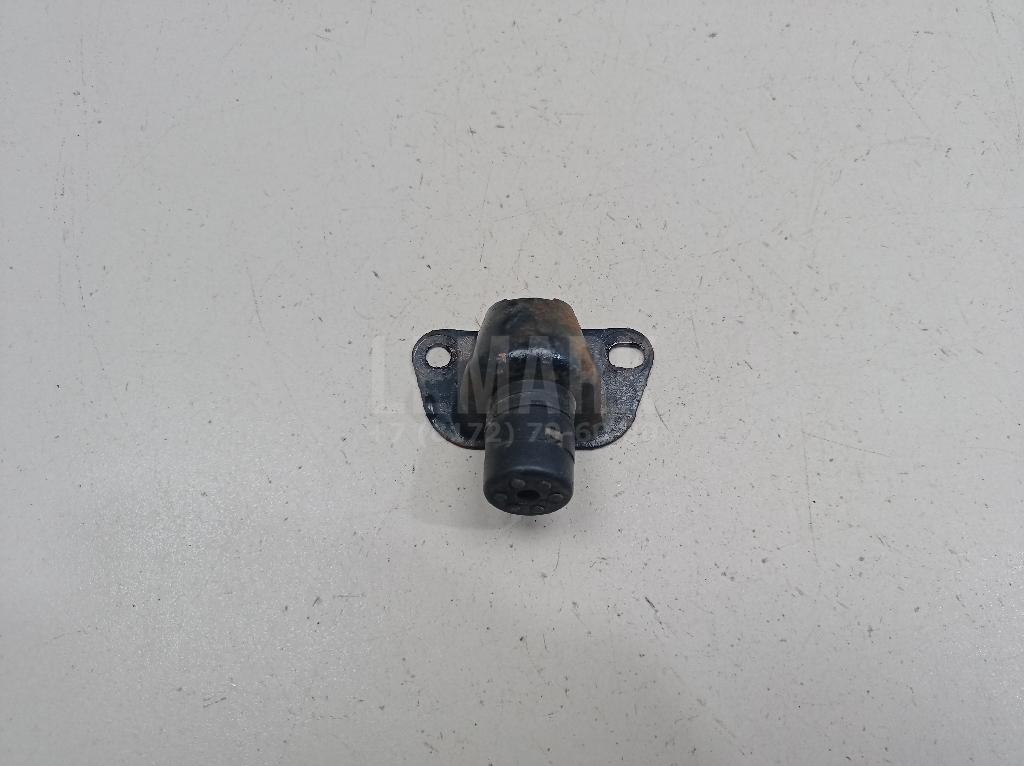 Отбойник крышки багажника 65829JG40A Nissan