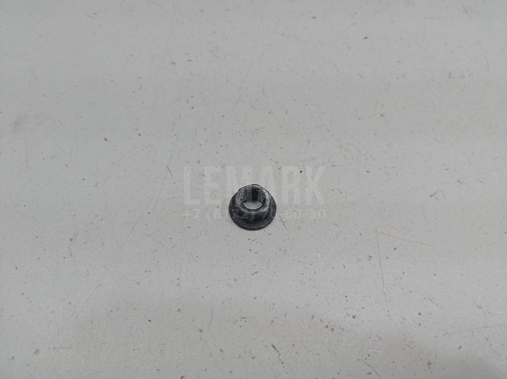 Гайка 2888950J1A Nissan
