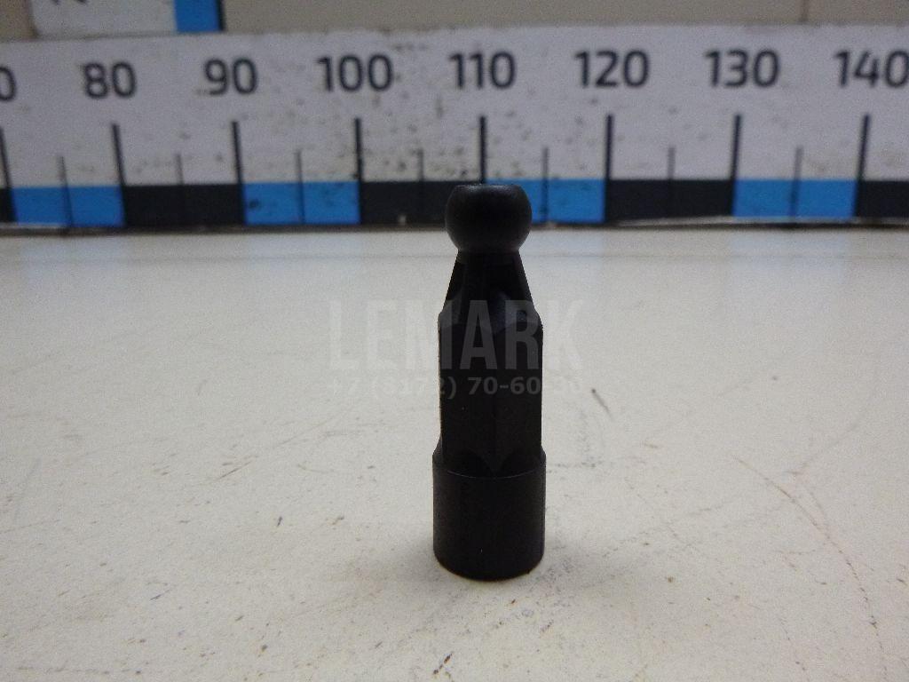 Крепеж (клоп) 1343455 Ford