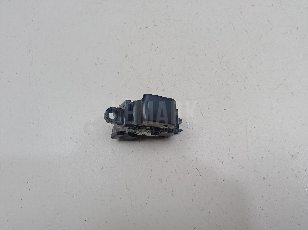 Кнопка стеклоподъемника 25411JG05A Nissan