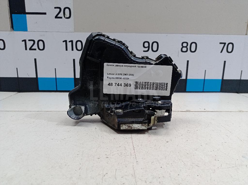 Замок двери передней правой 6903042221 Toyota