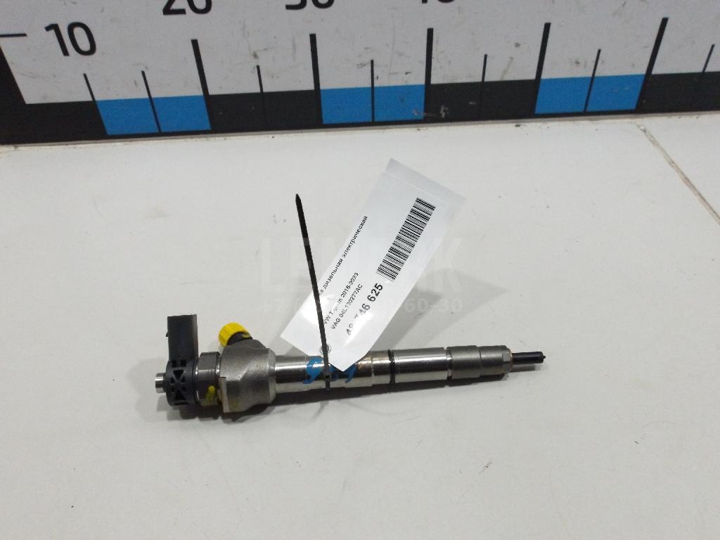 Форсунка дизельная электрическая 04L130277AC VAG