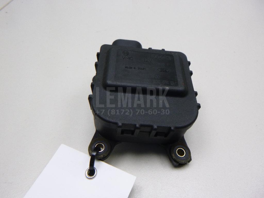 Моторчик заслонки отопителя 8D1820511B VAG