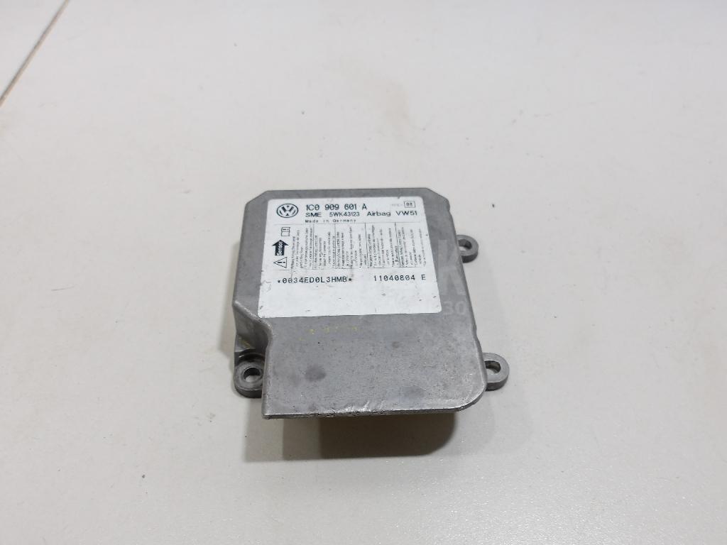 Блок управления AIR BAG 1C0909601A VAG