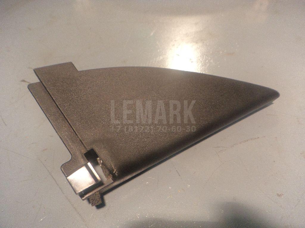 Крышка зеркала внутренняя правая 80292JG000 Nissan