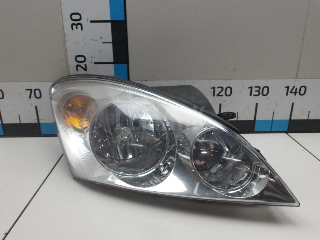 Фара правая 921021H000 Hyundai-Kia