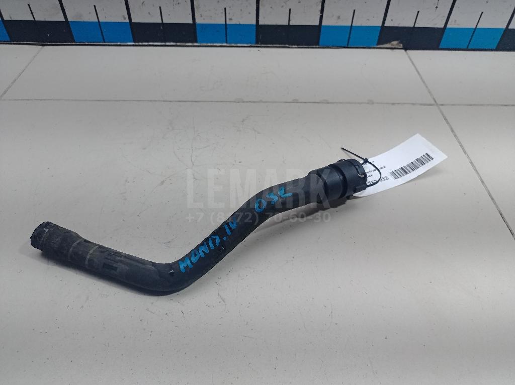 Патрубок отопителя 1765404 Ford