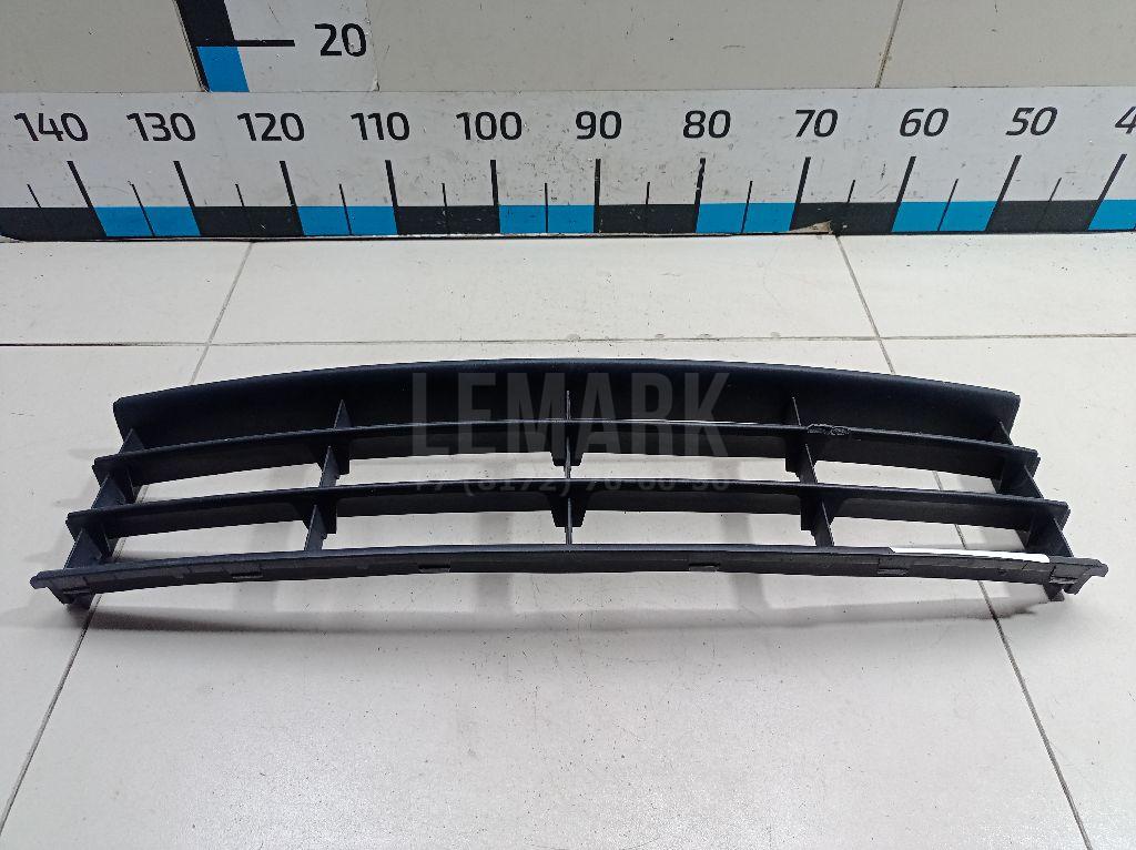 Решетка в бампер центральная 1Z0853677C VAG
