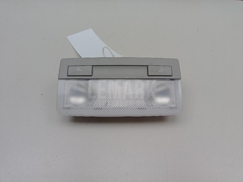 Плафон салонный 22774329 GM