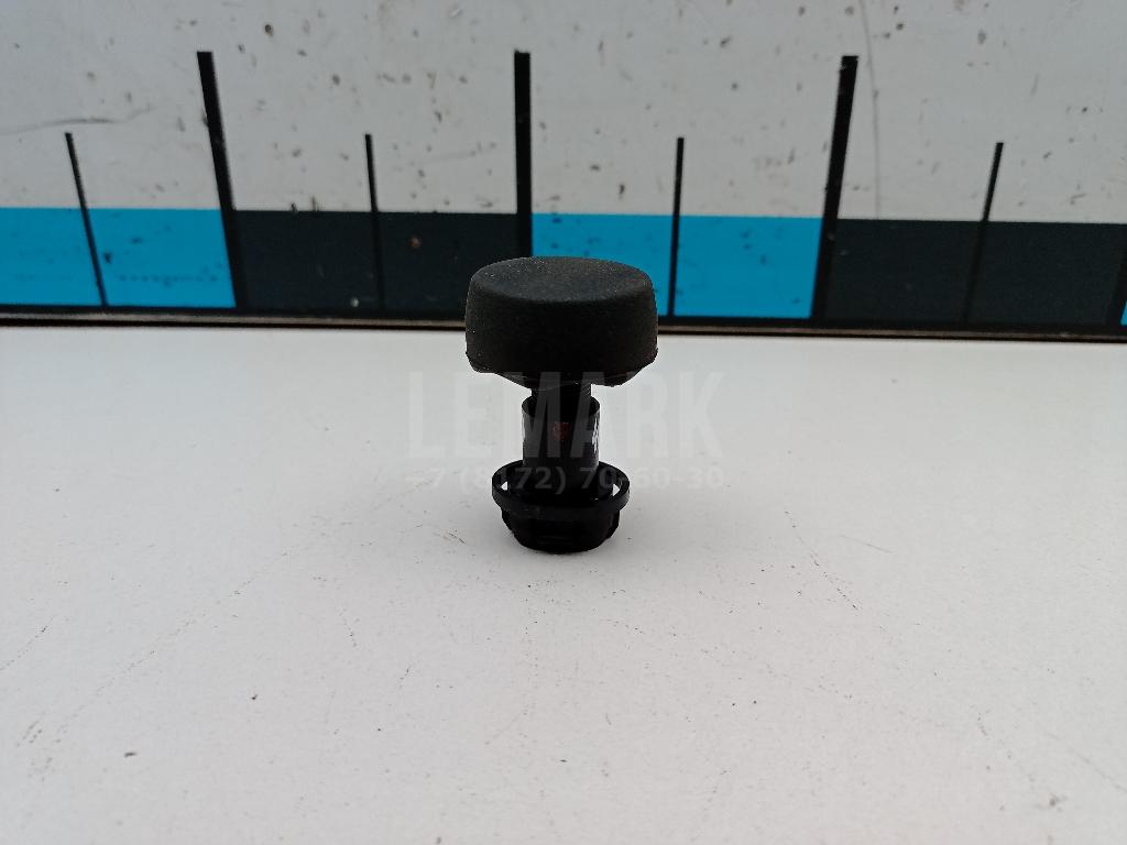 Отбойник капота 1758504 Ford