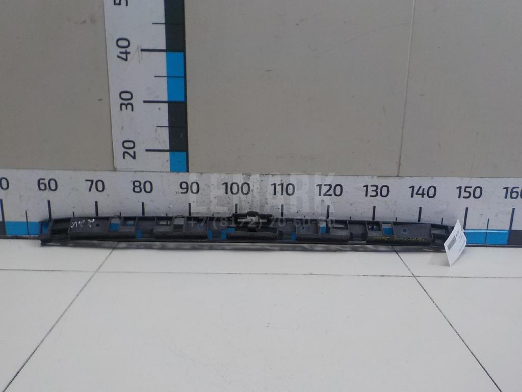 Кронштейн заднего бампера 5C6807863 VAG