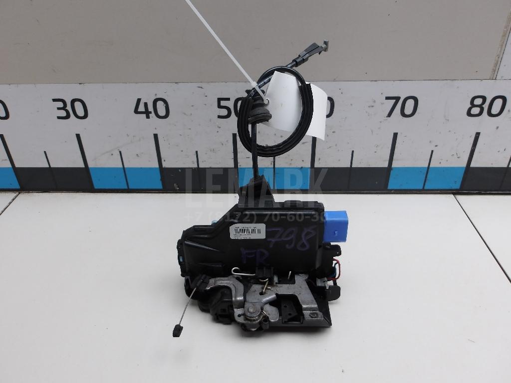 Замок двери передней правой 3D2837016S VAG