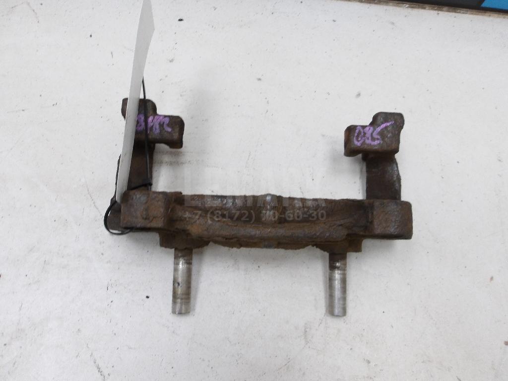 Скоба суппорта переднего LR000567 Land Rover