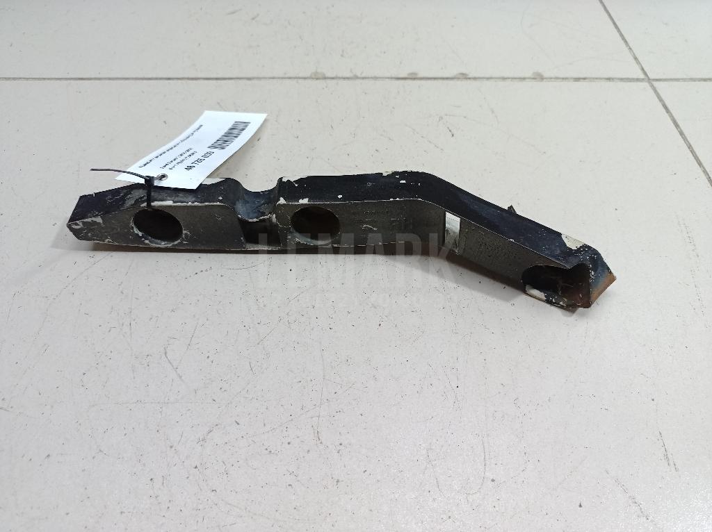 Направляющая переднего бампера правая 4M5117D958AF Ford