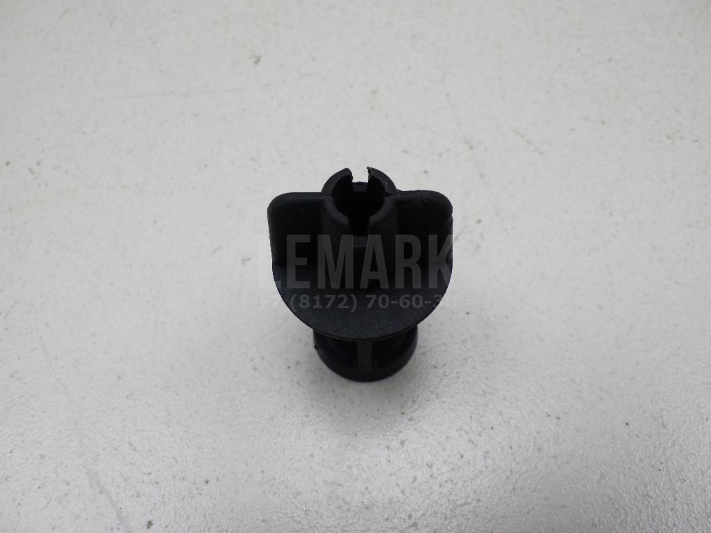 Крепеж 1128772 Ford