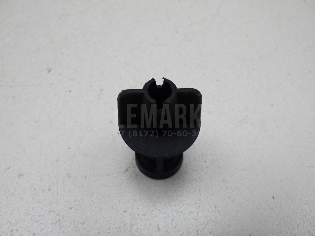 Крепеж 1128772 Ford