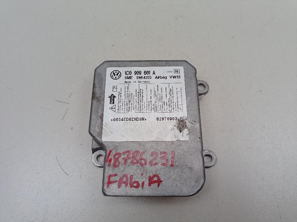 Блок управления AIR BAG 1C0909601A VAG