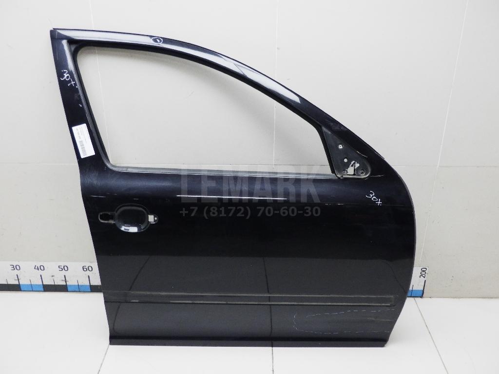 Дверь передняя правая 1Z0831056 VAG