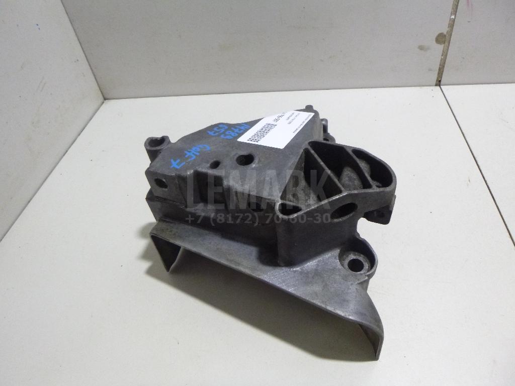 Кронштейн двигателя правый для  BMW 1-serie E82/E88 2007-2013