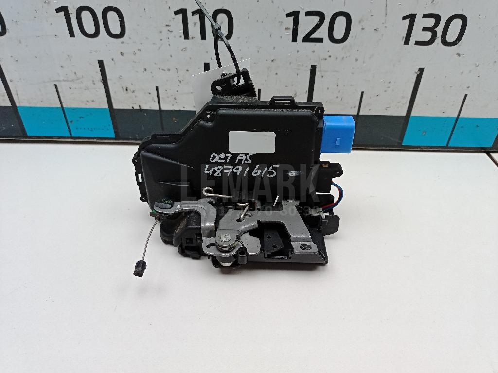 Замок двери задней правой 7L0839016D VAG