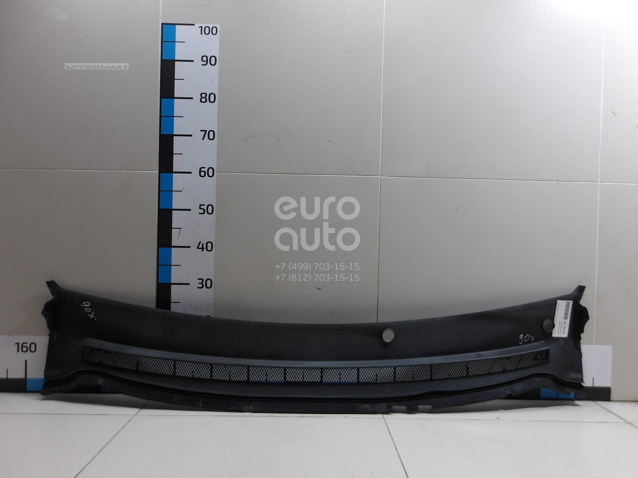 Решетка стеклоочистителя (жабо) Ford Focus 04-11