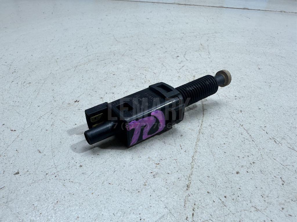 Датчик педали сцепления 811907343B VAG