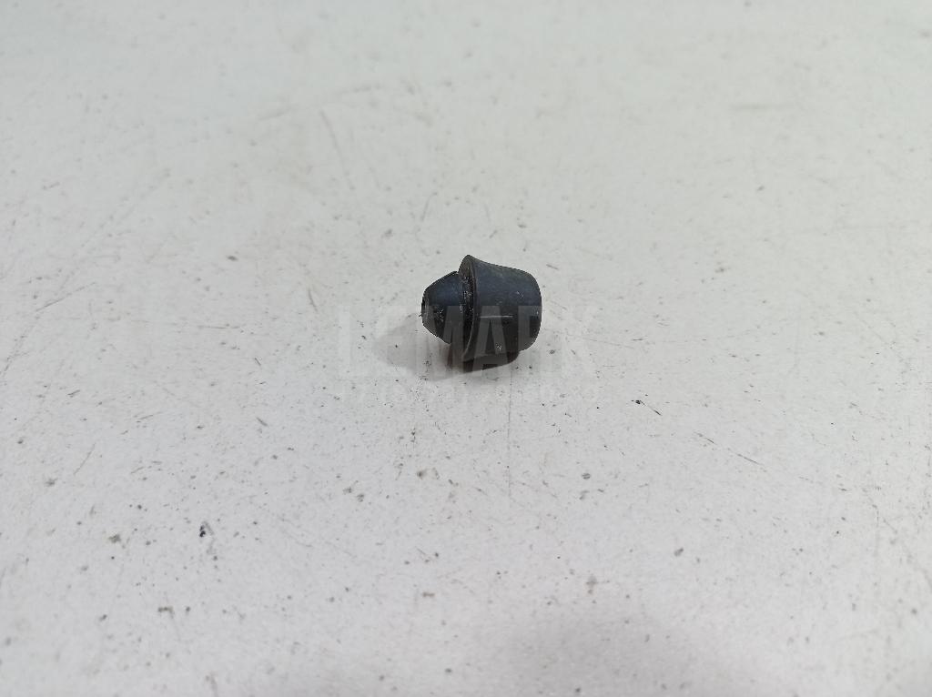 Отбойник капота 821911E010 Hyundai-Kia